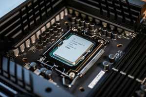 Intel's crashing CPU nightmare, explained