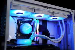 TeamGroup's radical new AIO cooler chills your SSD, too