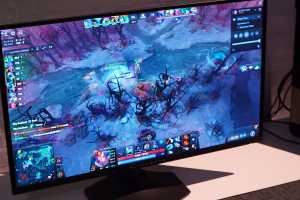 Alienware expands OLED monitors with 27 and 32-inch options