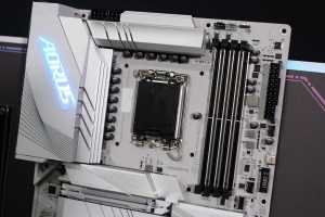 B760 vs. Z790: Which type of Intel motherboard should you buy?