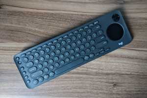 Logitech’s couch-friendly K600 TV keyboard has never been this cheap