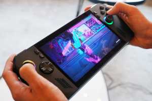 Hands-on: Asus ROG Ally X gives gaming handhelds a huge upgrade