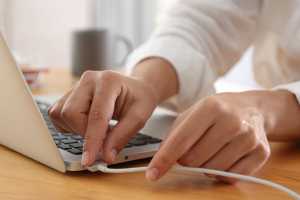 Is it bad to leave your laptop always plugged in?